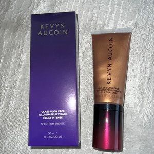 KEVYN AUCOIN GLASS GLOW FACE